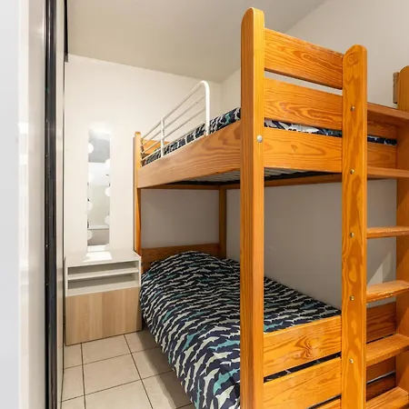 Amadeus 0405 De Panne